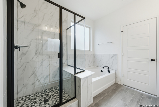 Image 11 of 22 For 4060 Paddock Trail