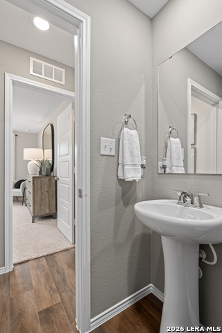 Image 13 of 31 For 5144 Bay Breeze