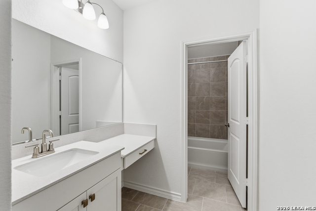 Image 40 of 44 For 4056 Paddock Trail