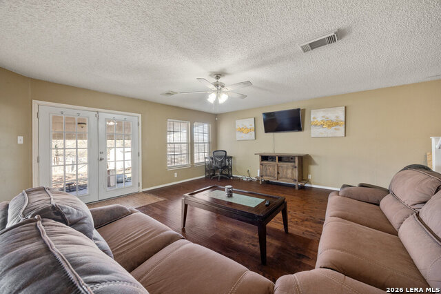 Image 3 of 27 For 7318 Raintree