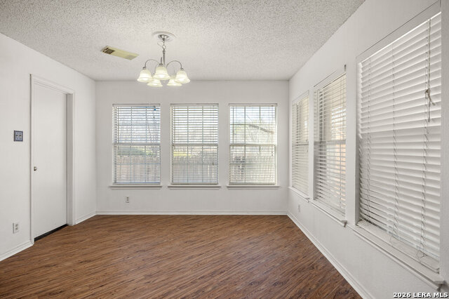 Image 4 of 27 For 7318 Raintree