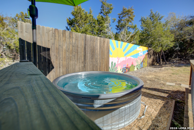 Image 23 of 32 For 1827 Live Oak