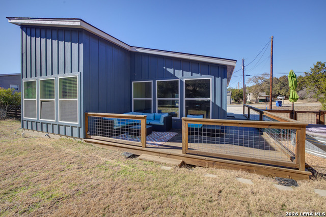 Image 27 of 32 For 1827 Live Oak