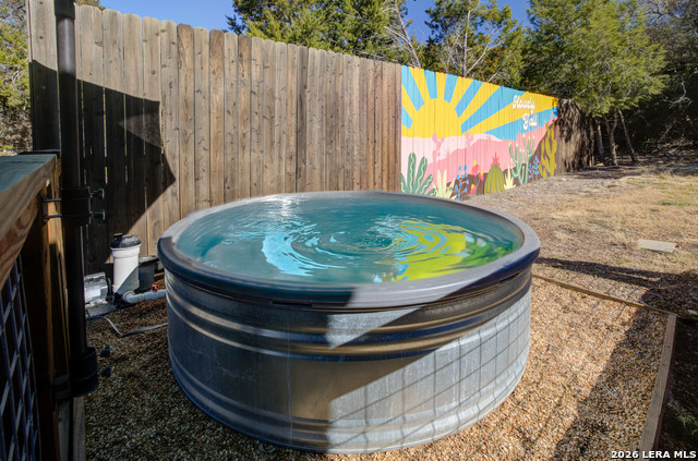 Image 31 of 32 For 1827 Live Oak