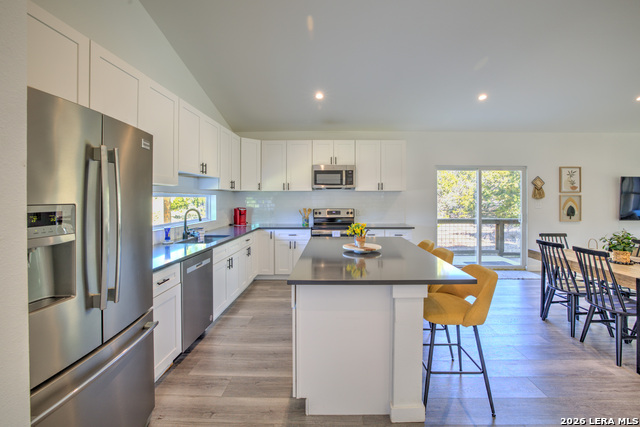 Image 5 of 32 For 1827 Live Oak