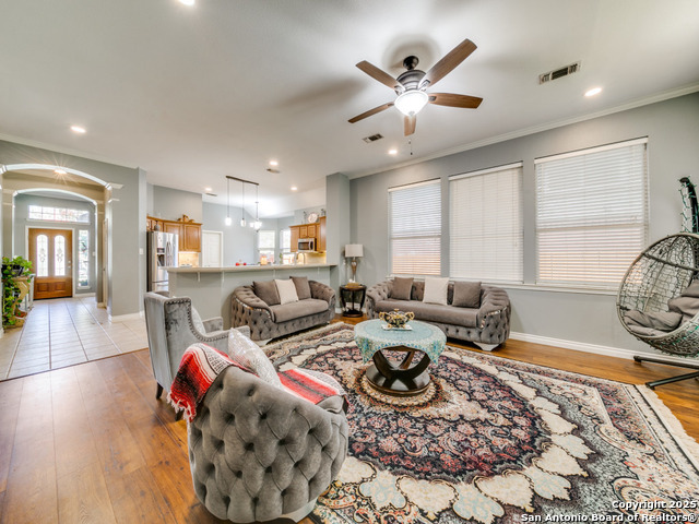 Details for 5918 Hart Field, San Antonio, TX 78249