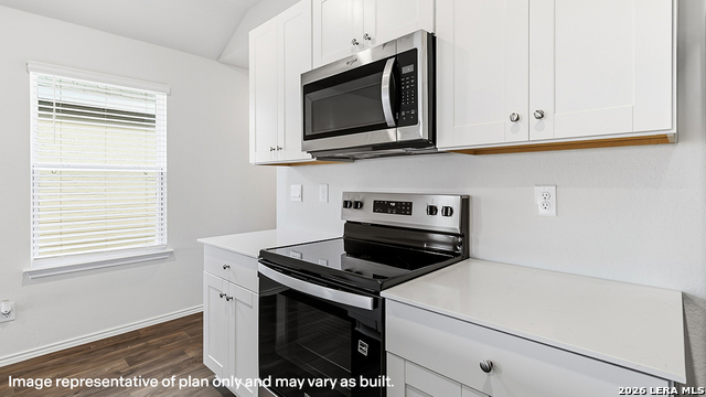 Image 13 of 37 For 5313 Grass Hill Drive