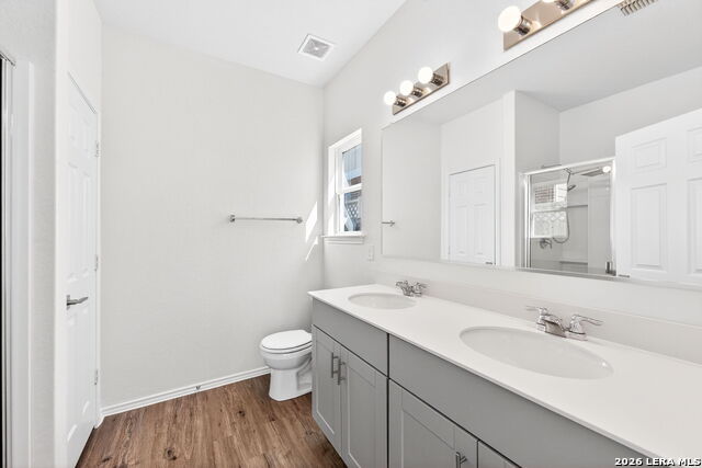 Image 14 of 29 For 7810 Sycamore Hills