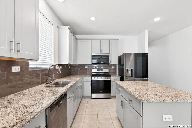 Image 22 of 29 For 7810 Sycamore Hills