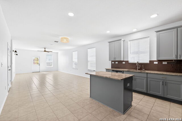 Image 25 of 29 For 7810 Sycamore Hills