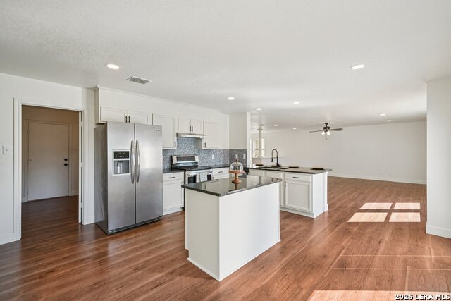 Image 4 of 46 For 9106 Sycamore Cove