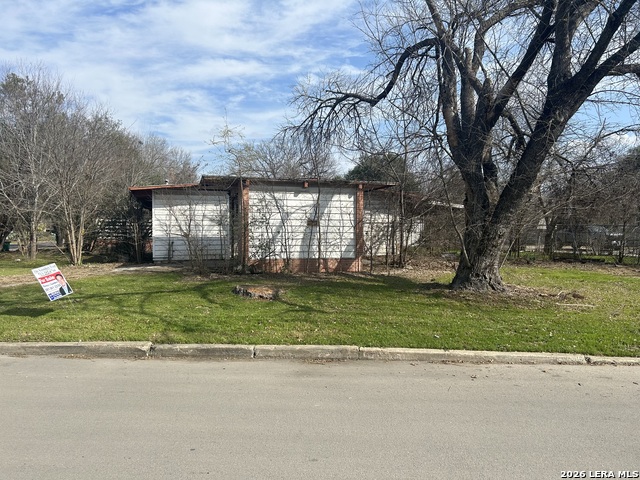 Image 2 of 40 For 602 Brightwood