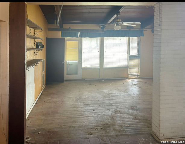 Image 29 of 40 For 602 Brightwood