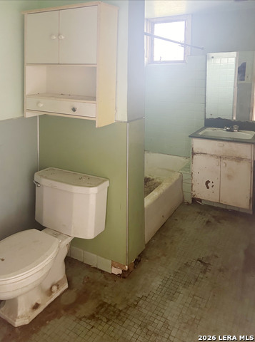 Image 32 of 40 For 602 Brightwood