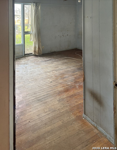 Image 34 of 40 For 602 Brightwood