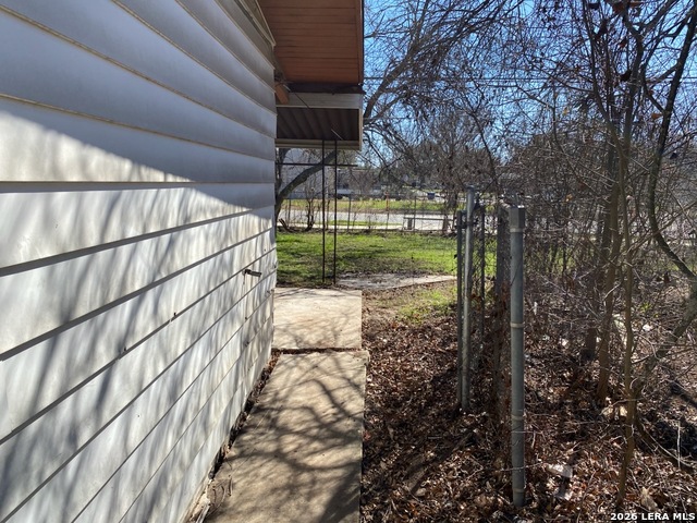 Image 9 of 40 For 602 Brightwood