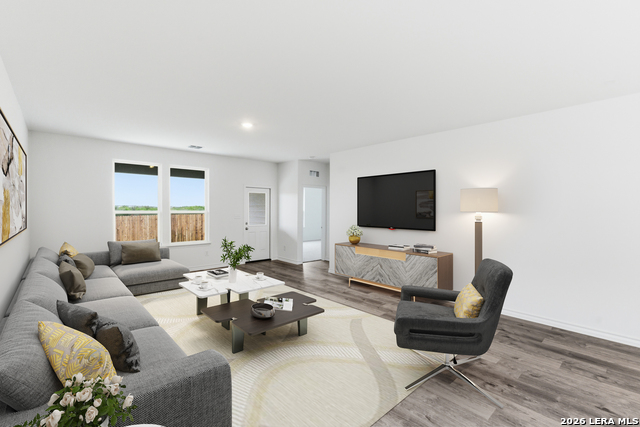 Image 6 of 8 For 968 Heartseed Ave