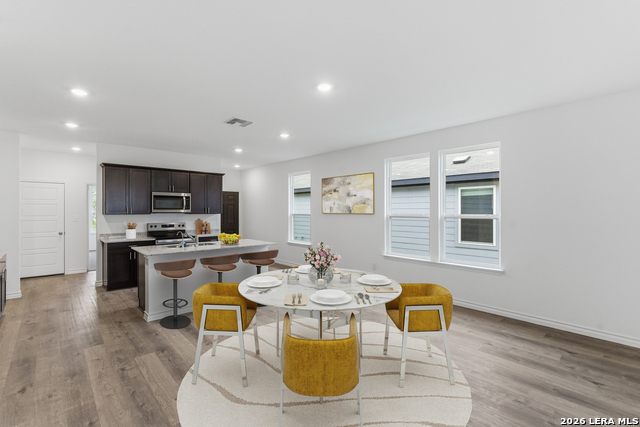 Image 8 of 8 For 968 Heartseed Ave