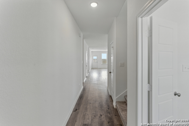 Image 5 of 30 For 820 Soapberry Dr