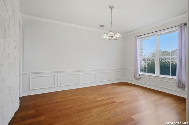 Image 11 of 49 For 140 Brookshire