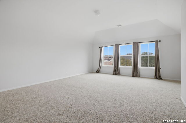 Image 28 of 49 For 140 Brookshire