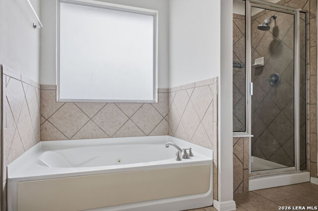 Image 32 of 49 For 140 Brookshire