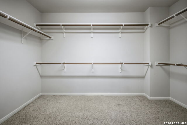 Image 34 of 49 For 140 Brookshire