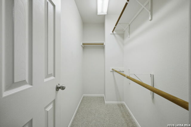 Image 40 of 49 For 140 Brookshire