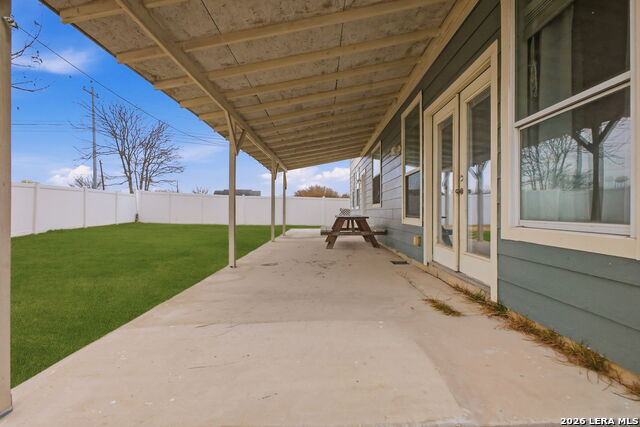 Image 46 of 49 For 140 Brookshire