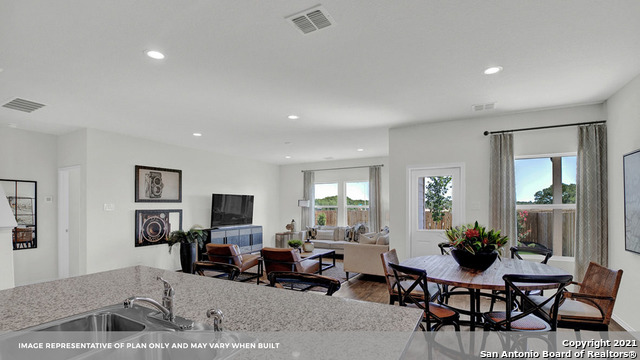 Image 22 of 40 For 727 Wild Olive Way