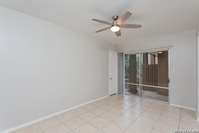 Image 10 of 26 For 7709 Broadway  123