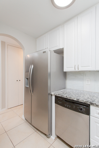 Image 8 of 26 For 7709 Broadway  123