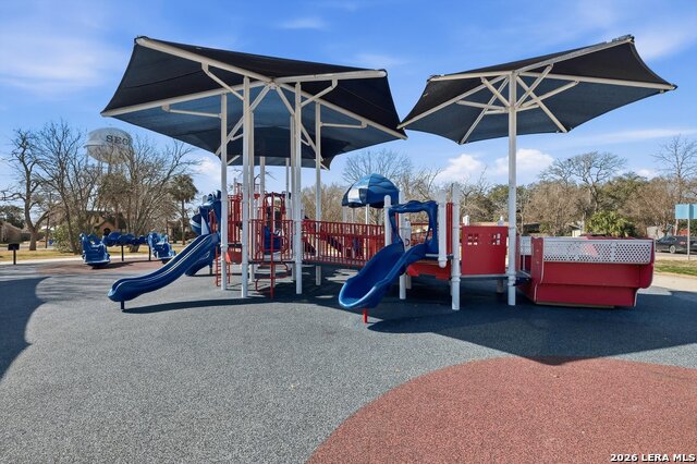 Image 28 of 28 For 808 College  