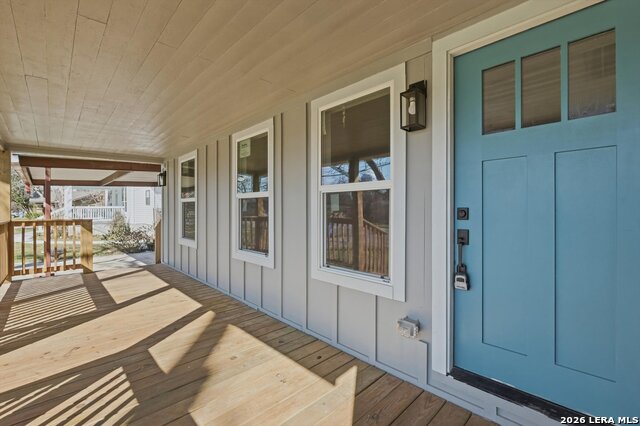 Image 4 of 28 For 808 College  