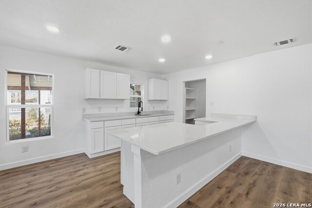 Image 8 of 28 For 808 College  