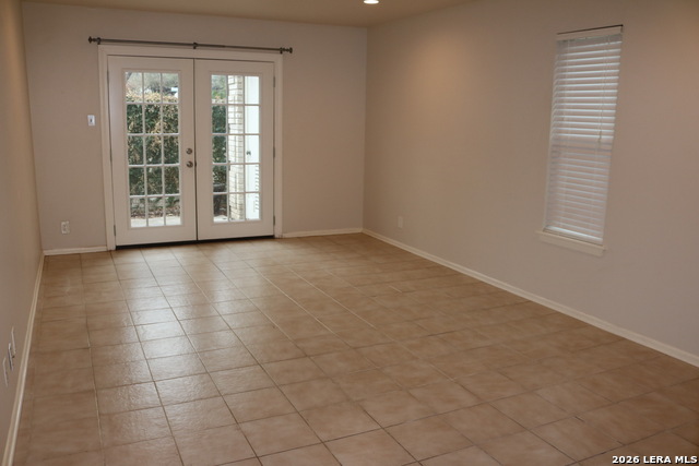 Image 3 of 10 For 1430 Nacogdoches  3