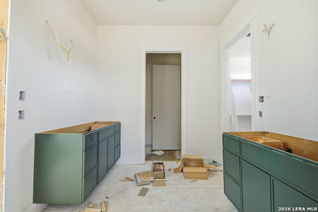 Image 23 of 45 For 216 Sendera Way