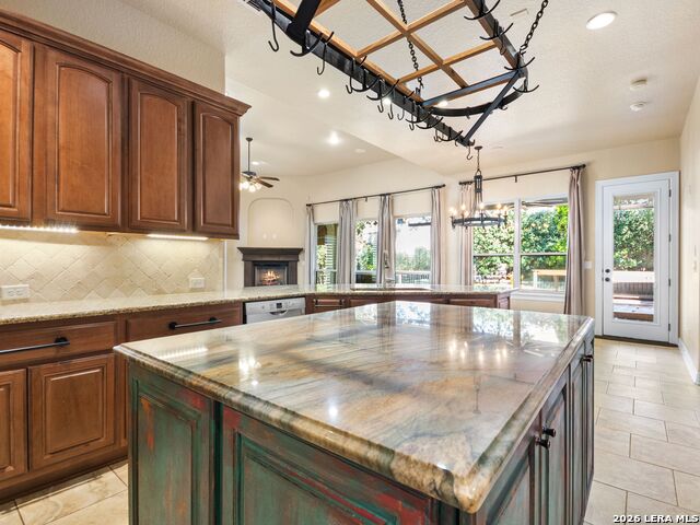 Image 22 of 42 For 2427 Dunmore Hill