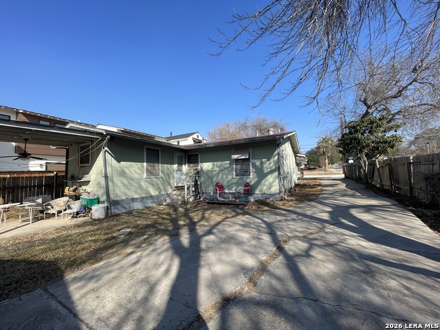 Image 5 of 31 For 363 Everest  