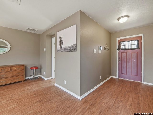 Image 4 of 17 For 6131 Kensinger