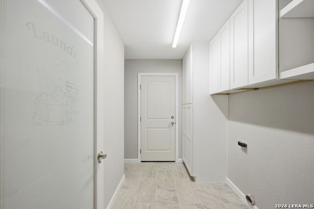 Image 29 of 37 For 12206 Ecksminster