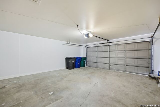 Image 30 of 37 For 12206 Ecksminster