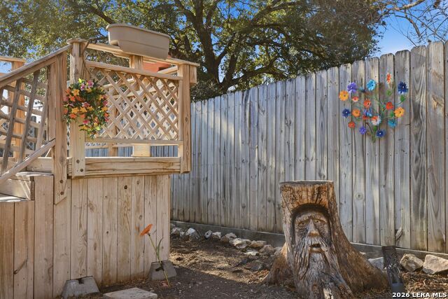 Image 32 of 37 For 12206 Ecksminster