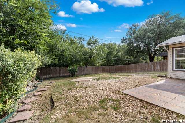 Image 16 of 20 For 10206 Cedarbend