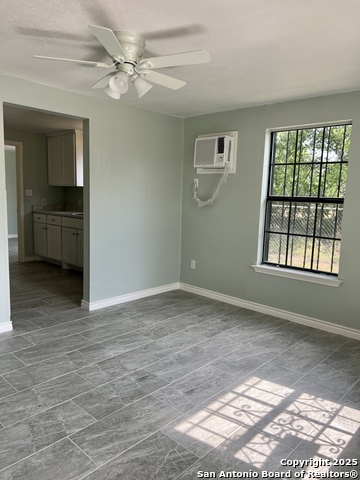 Details for 1218 Nw 23rd St  2, San Antonio, TX 78207