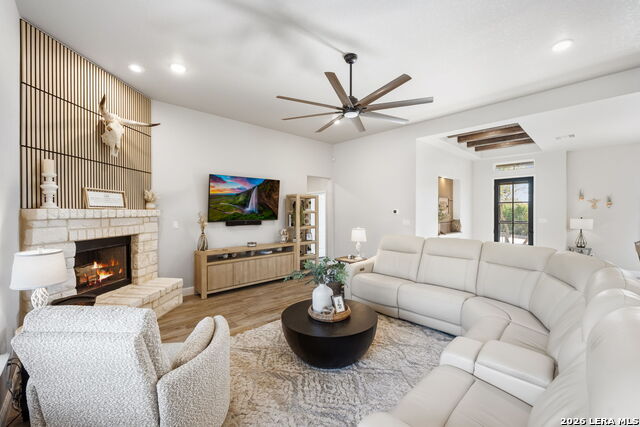 Image 6 of 55 For 611 Cielo Vista