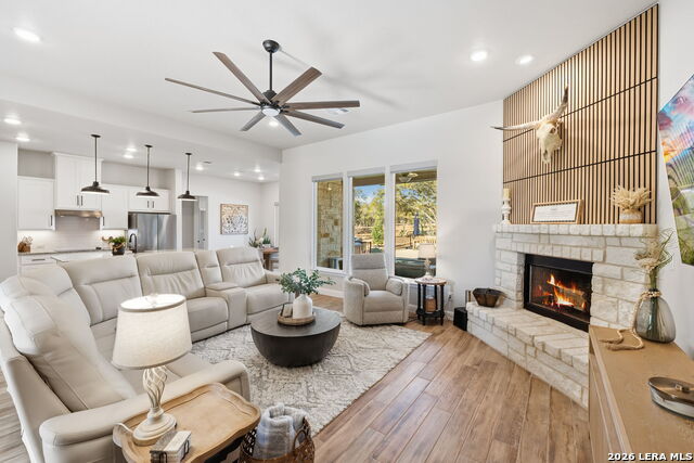 Image 8 of 55 For 611 Cielo Vista