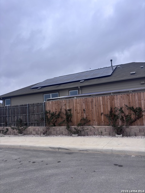 Image 16 of 20 For 6731 Beehive