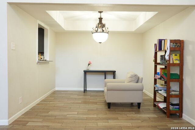 Image 16 of 32 For 3402 Tree Hill