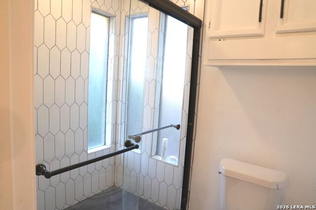 Image 20 of 32 For 3402 Tree Hill